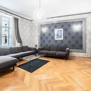 Carlton , Wien Østrig